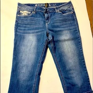 Woman’s Jean capris size 15/16